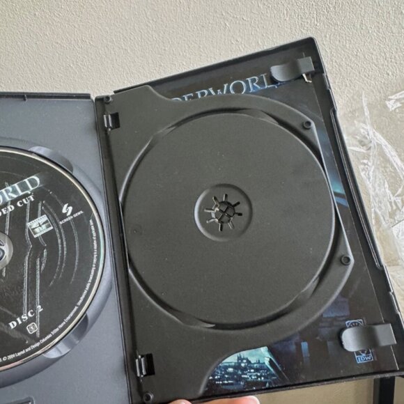 Underworld (2003) Unrated Extended Cut - Disc 2 Only + Slipcover & Extras - READ - Picture 5 of 6